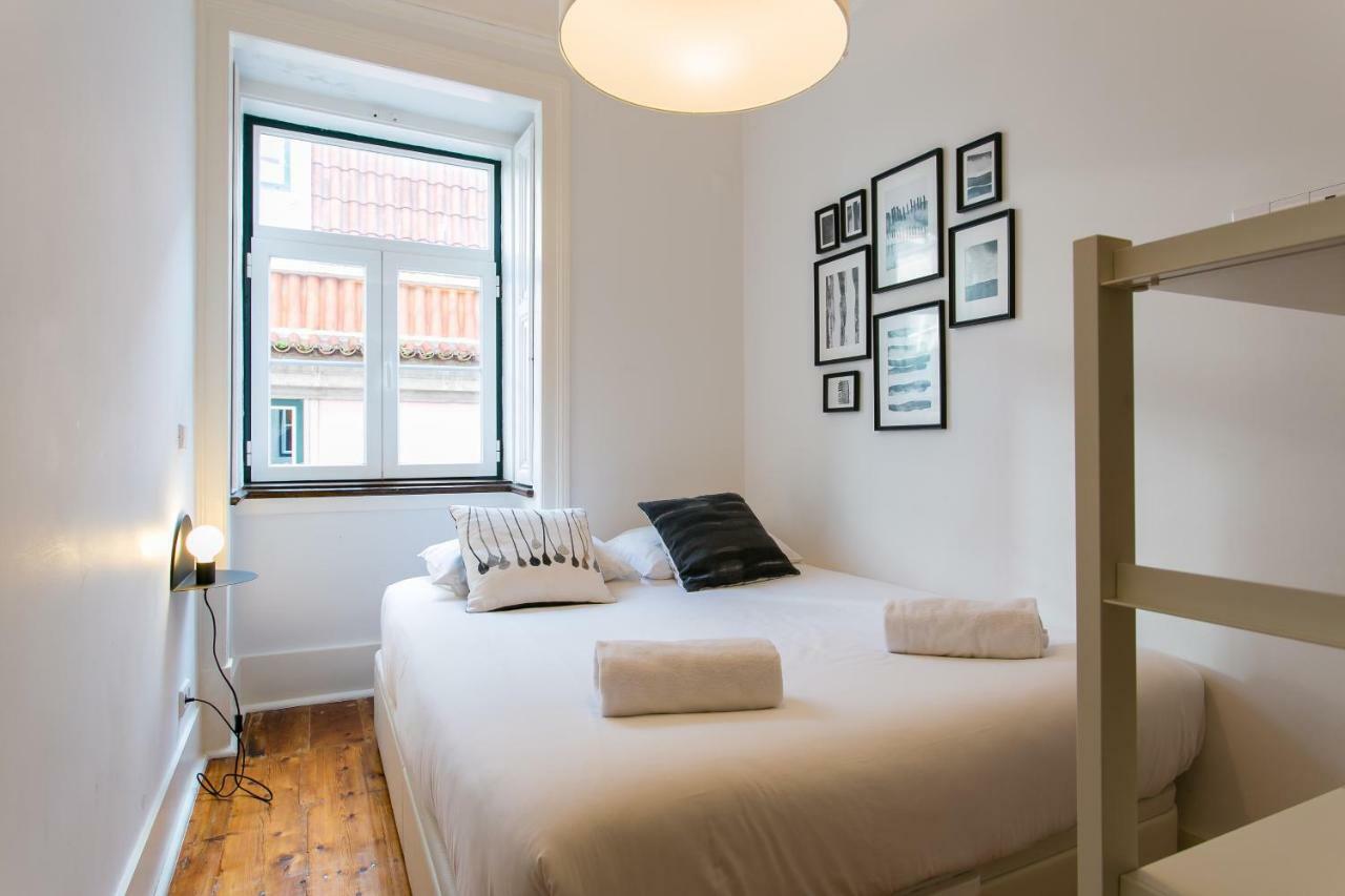 Joivy Splendid 2br Flat In Bairro Alto, Nearby Luis De Camoes Square Appartement