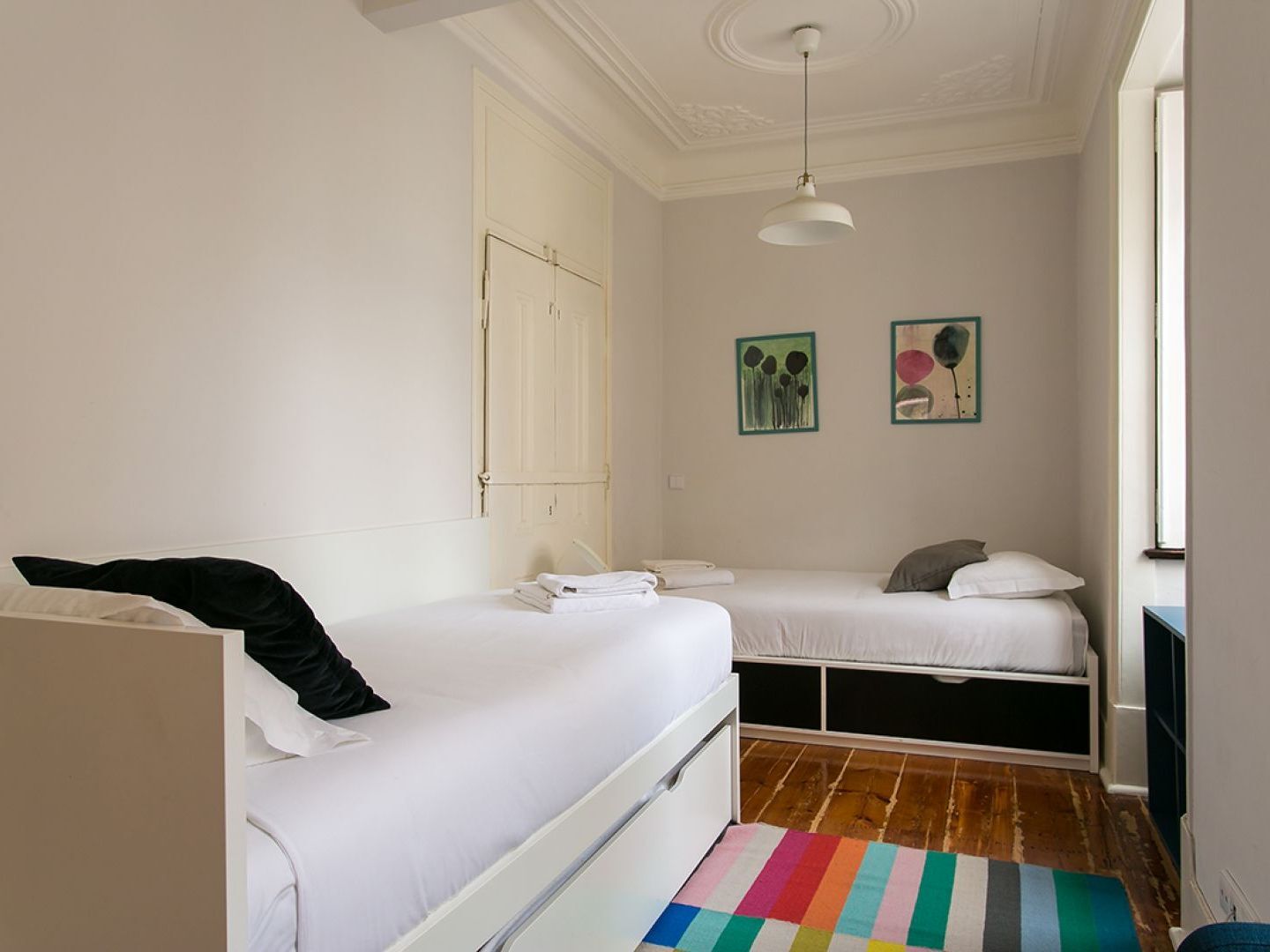 Altido Splendid 2br Flat In Bairro Alto, Nearby Luís De Camões Square *